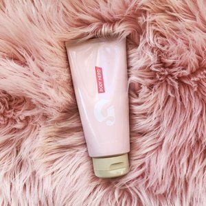 Glossier Body Hero Daily Perfecting Cream